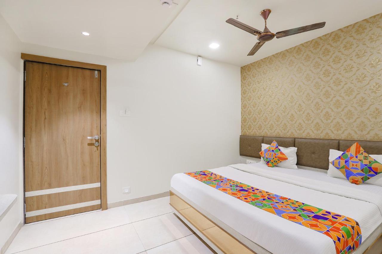 Hotel Bharosa Inn Ahmedabad Esterno foto