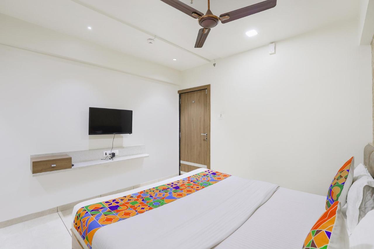 Hotel Bharosa Inn Ahmedabad Esterno foto