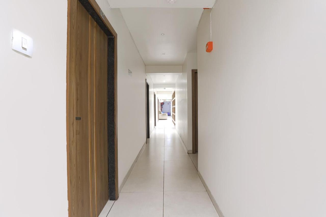 Hotel Bharosa Inn Ahmedabad Esterno foto
