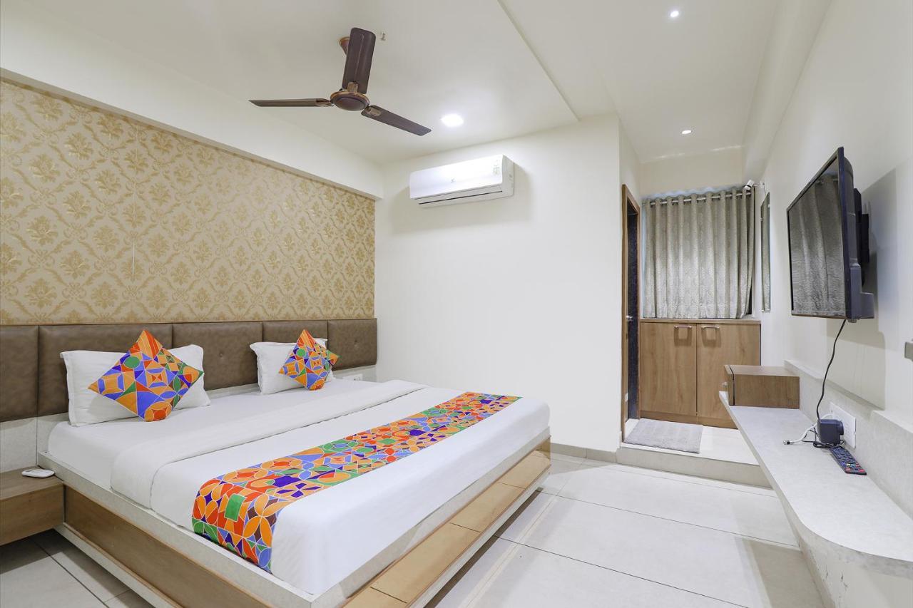 Hotel Bharosa Inn Ahmedabad Esterno foto