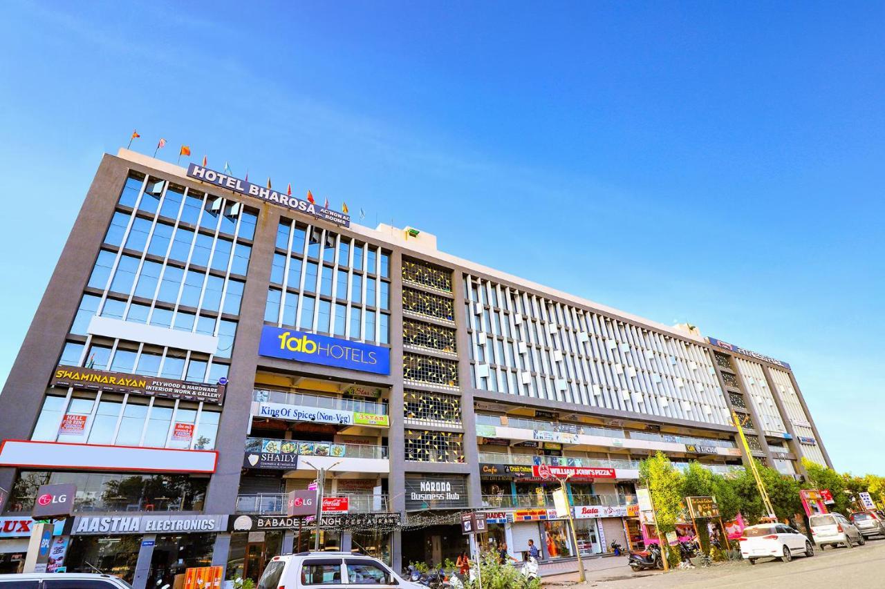 Hotel Bharosa Inn Ahmedabad Esterno foto