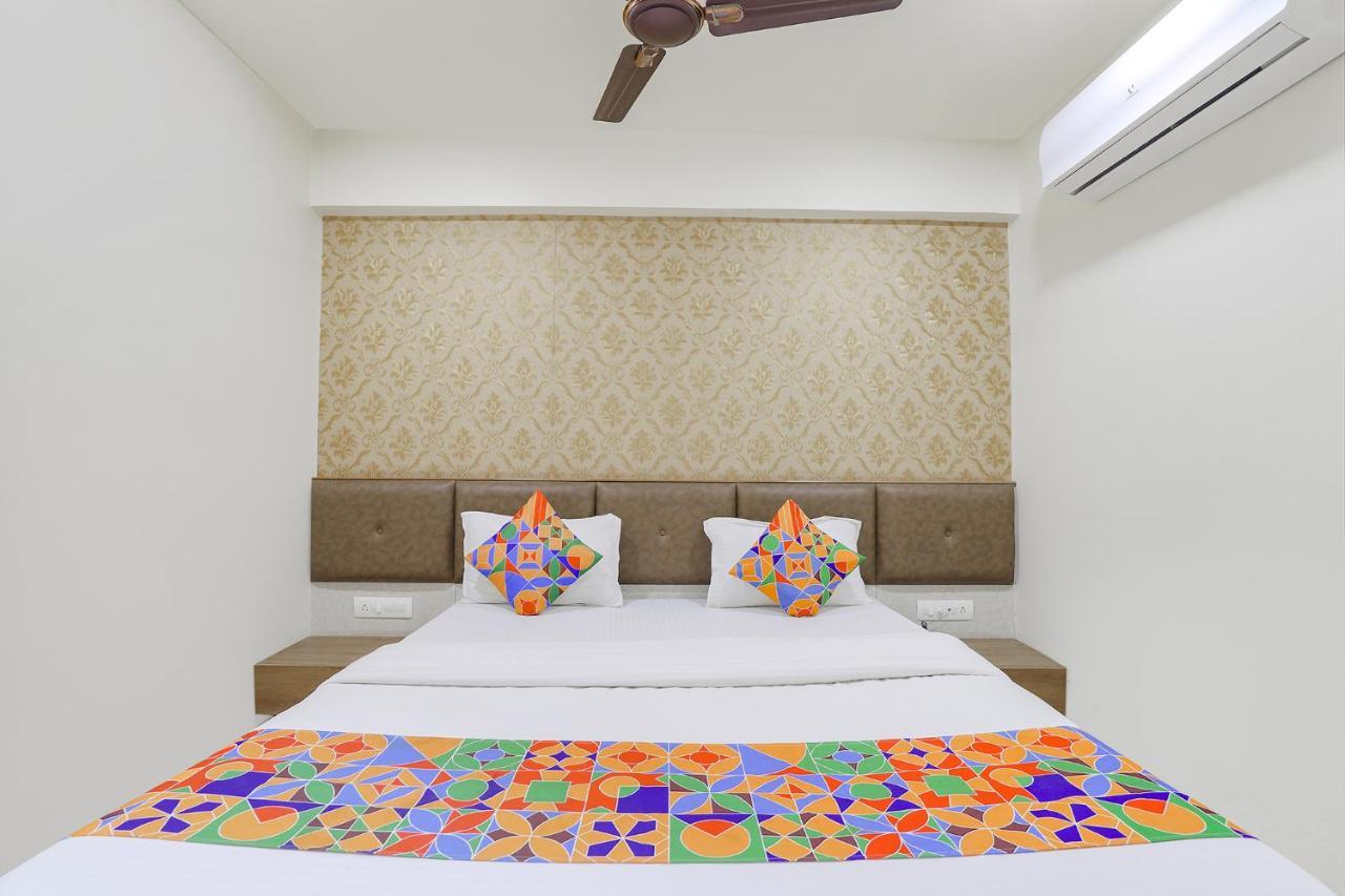 Hotel Bharosa Inn Ahmedabad Esterno foto