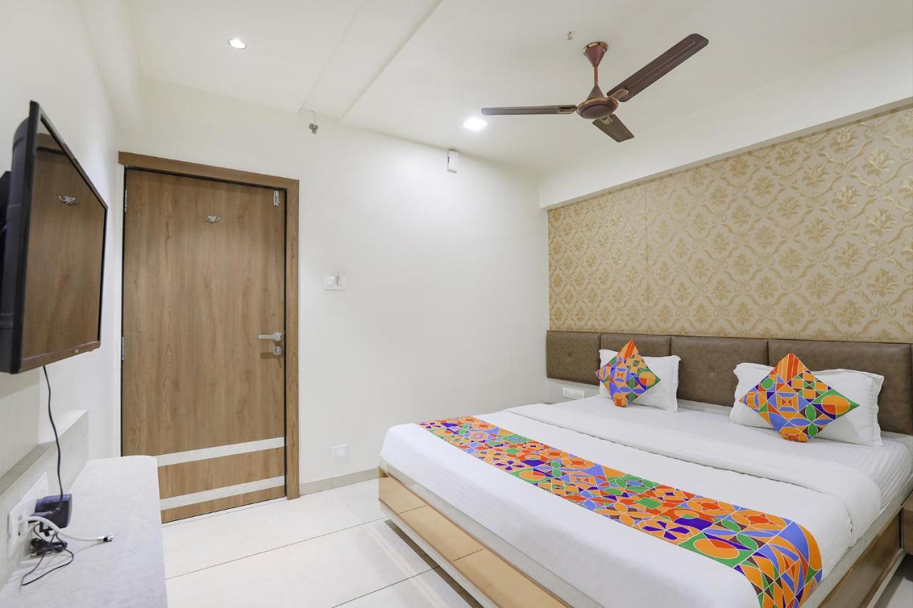 Hotel Bharosa Inn Ahmedabad Esterno foto